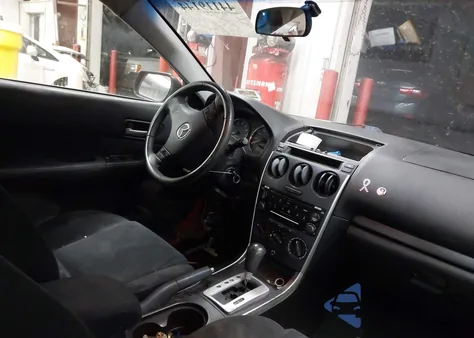 2006 Mazda Mazda6 I Sport z USA, uszkodzony, nr VIN 1YVHP84CX65M47507